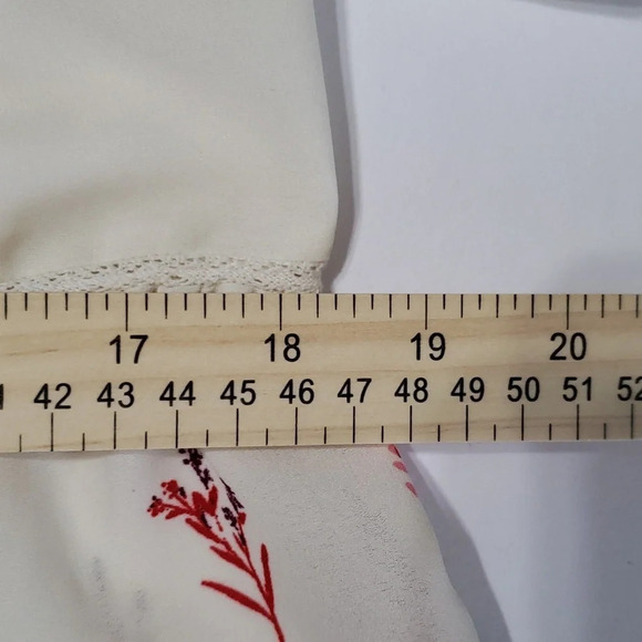Old Navy Ivory Sheer Blouse Small    Garden Floral Cottage Minimalist Feminine - Picture 13 of 16